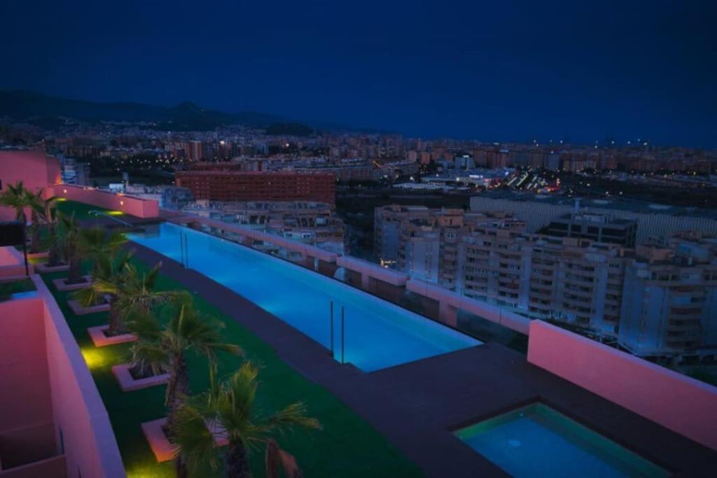 Precioso Alojamiento En La Mejor Zona De Malaga Luaran gambar