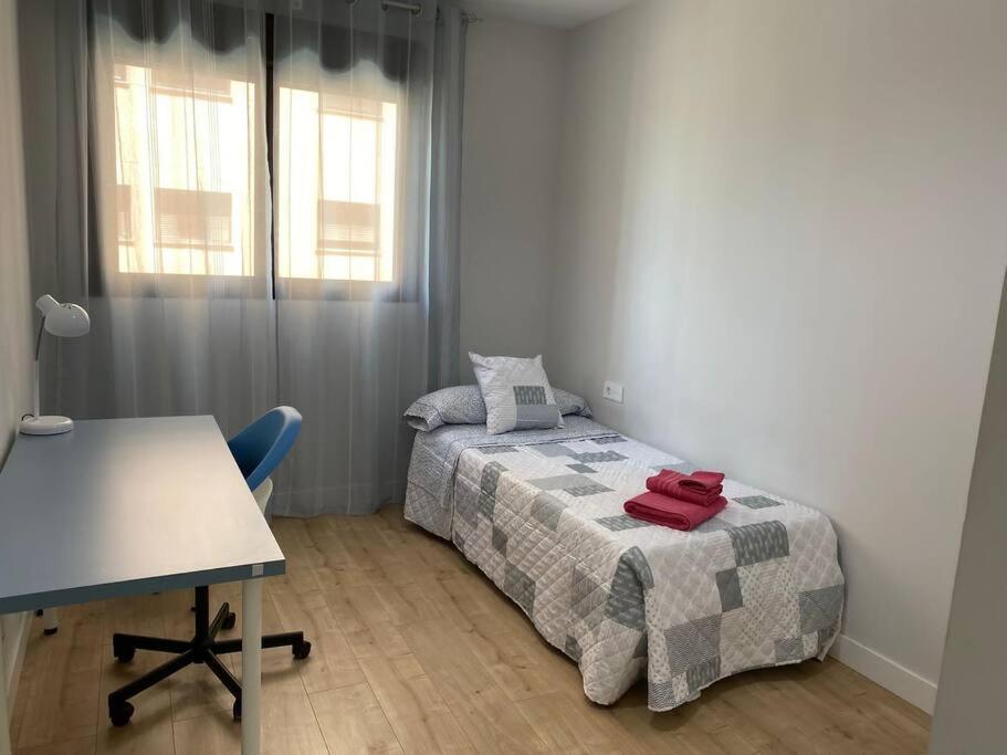 Precioso Alojamiento En La Mejor Zona De Malaga Luaran gambar